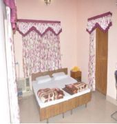 Hôtel Kundan Guest Ghouse à Allahabad Extérieur photo